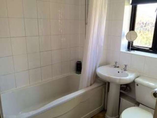  Image of 1 bedroom Flat for sale in Copperfields Laindon Basildon SS15 at Copperfields  Basildon, SS15 5RS