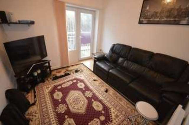  Image of 1 bedroom Flat to rent in Western Road Leicester LE3 at Western Road  Leicester, LE3 0GA