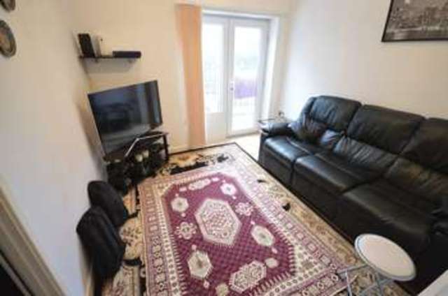  Image of 1 bedroom Flat to rent in Western Road Leicester LE3 at Western Road  Leicester, LE3 0GA