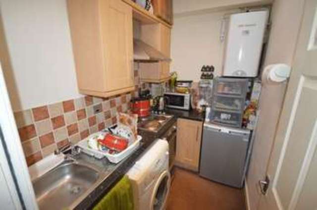  Image of 1 bedroom Flat to rent in Western Road Leicester LE3 at Western Road  Leicester, LE3 0GA
