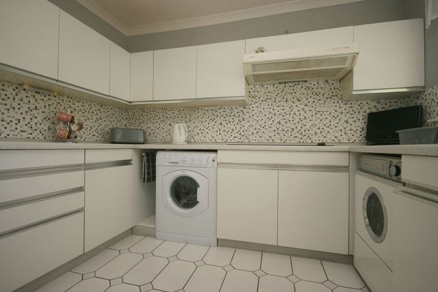 Image of 3 bedroom Detached house for sale in St. Johns Way Bo
