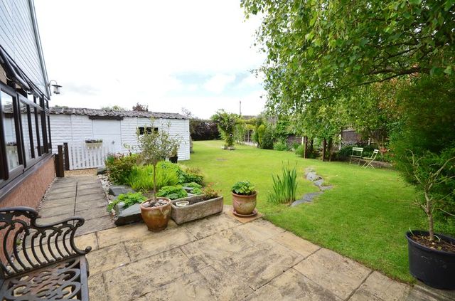  Image of 3 bedroom Detached house for sale in Birchwood Drive Hambleton Poulton-Le-Fylde FY6 at Birchwood Drive Hambleton Poulton-Le-Fylde, FY6 9AQ