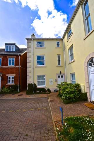  Image of 2 bedroom Flat for sale in Fore Street Heavitree Exeter EX1 at Heavitree  Exeter, EX1 2RS