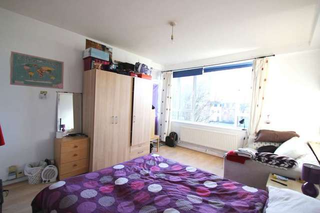  Image of House Share to rent in St. Pancras Way London NW1 at Camden Road  London, NW1 9EH