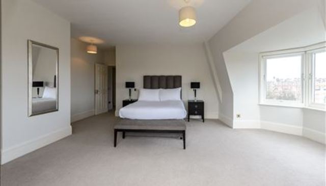  Image of Apartment to rent in Park Road London NW8 at Park Road  London, NW8 7HY
