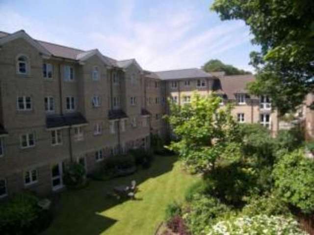  Image of 1 bedroom Flat for sale in Norwich Road Ipswich IP1 at 174 Norwich Road Ipswich Ipswich, IP1 2QX