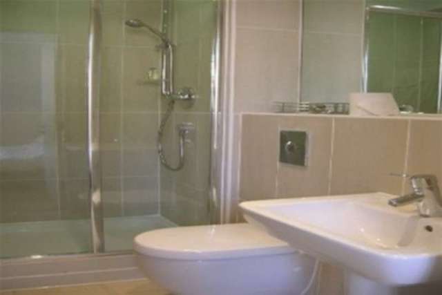  Image of 2 bedroom Flat to rent in Bedford Street Leeds LS1 at Leeds, LS1 5PZ