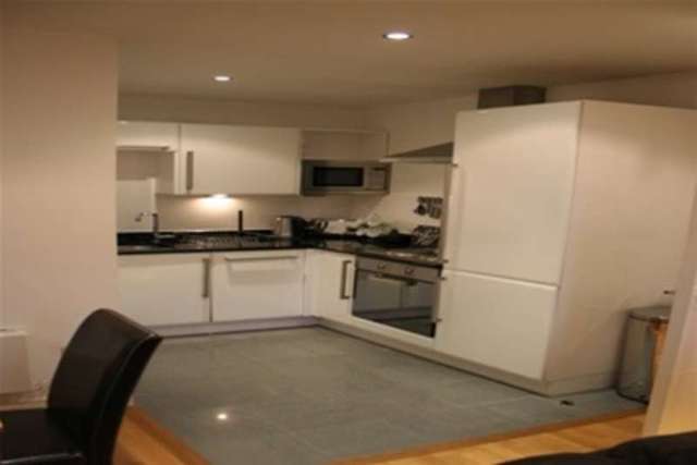  Image of 2 bedroom Flat to rent in Bedford Street Leeds LS1 at Leeds, LS1 5PZ