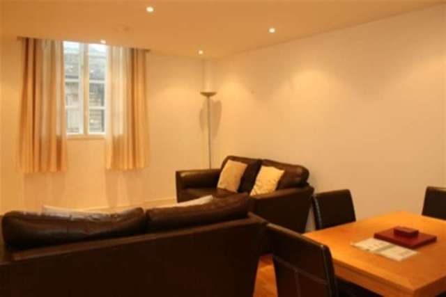  Image of 2 bedroom Flat to rent in Bedford Street Leeds LS1 at Leeds, LS1 5PZ