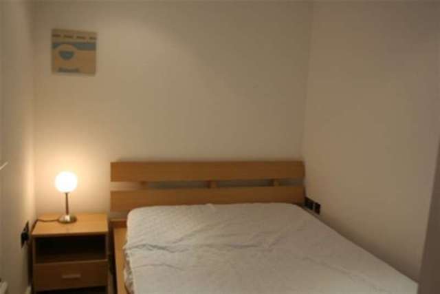  Image of 2 bedroom Flat to rent in Bedford Street Leeds LS1 at Leeds, LS1 5PZ