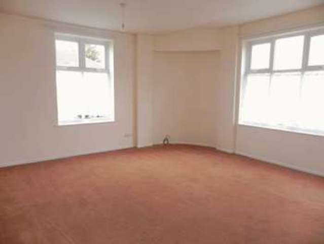  Image of 1 bedroom Flat to rent in Queen Street Kidderminster DY10 at Queen Street  Kidderminster, DY10 2NJ