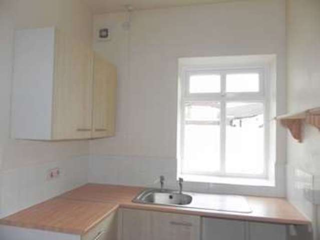  Image of 1 bedroom Flat to rent in Queen Street Kidderminster DY10 at Queen Street  Kidderminster, DY10 2NJ