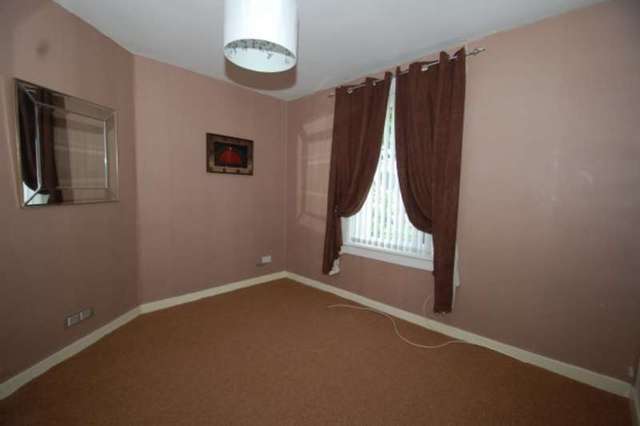  Image of 2 bedroom Flat for sale in Alness Crescent Glasgow G52 at 31 Alness Crescent  Glasgow, G52 1PJ