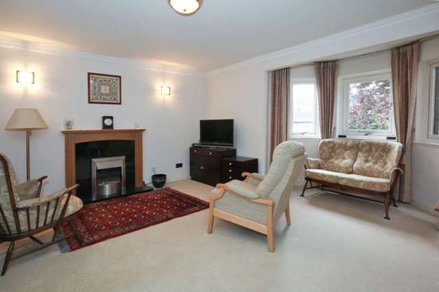  Image of 2 bedroom Flat for sale in Murrayfield Road Edinburgh EH12 at Murrayfield Road  Edinburgh, EH12 6ER