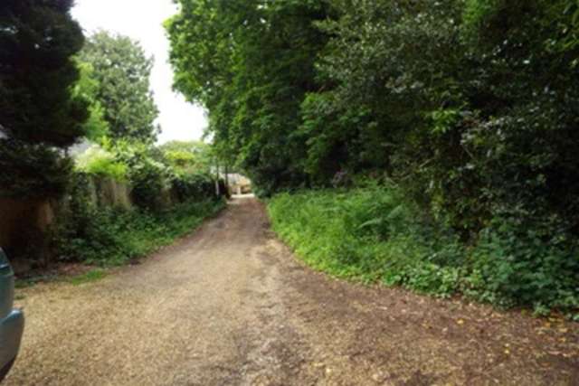  Image of 5 bedroom Detached house to rent in Sandy Way Bournemouth BH10 at Bournemouth, BH10 7DL
