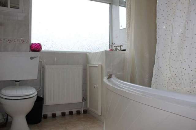  Image of 2 bedroom Terraced house for sale in Balmoral Avenue Hull HU6 at Balmoral Avenue  Hull, HU6 7UD