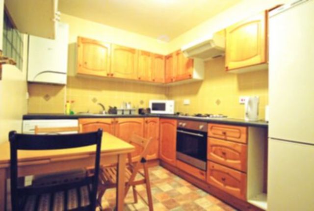  Image of 5 bedroom House Share to rent in Finchley Road London NW2 at Hampstead NW2 London, NW2 2PH