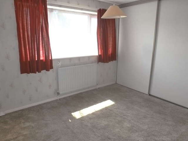  Image of 2 bedroom Semi-Detached house for sale in Nightingale Road Selsdon South Croydon CR2 at South Croydon Selsdon, CR2 8PT