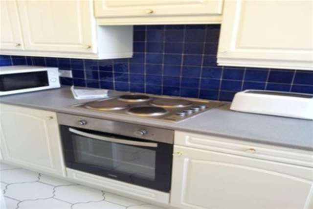  Image of 2 bedroom Flat to rent in Union Street Dundee DD1 at Dundee, DD1 4BN