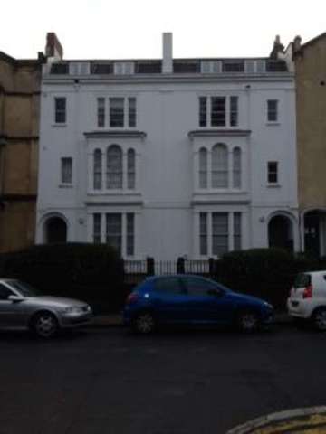  Image of 2 bedroom Apartment to rent in Oakfield Road Clifton Bristol BS8 at 54a Oakfield Road  Clifton, BS8 2BG