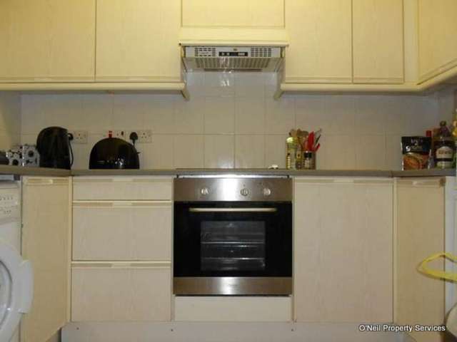  Image of 2 bedroom Flat for sale in Plaza Boulevard Liverpool L8 at Sefton Street  Liverpool, L8 5RS