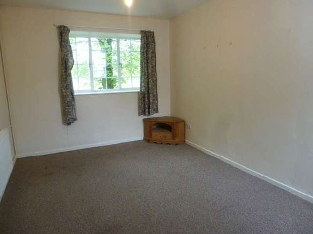  Image of 1 bedroom Bungalow to rent in Church Green Ramsey Huntingdon PE26 at Church Green  Ramsey, PE26 1DW