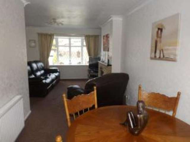  Image of 3 bedroom Detached house for sale in Abbott Road Mansfield NG19 at Mansfield Nottinghamshire Mansfield Woodhouse, NG19 6DG