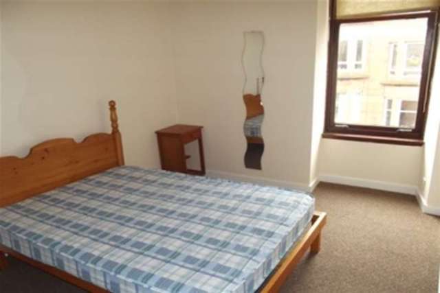  Image of 2 bedroom Flat to rent in Aberdour Street Dennistoun Glasgow G31 at Glasgow, G31 3NL