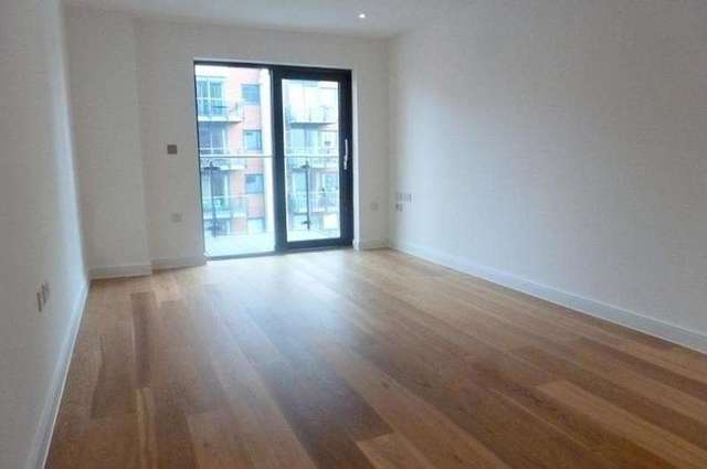  Image of 2 bedroom Flat to rent in Ocean Way Ocean Village Southampton SO14 at Ocean Village Southampton Northam, SO14 3LJ