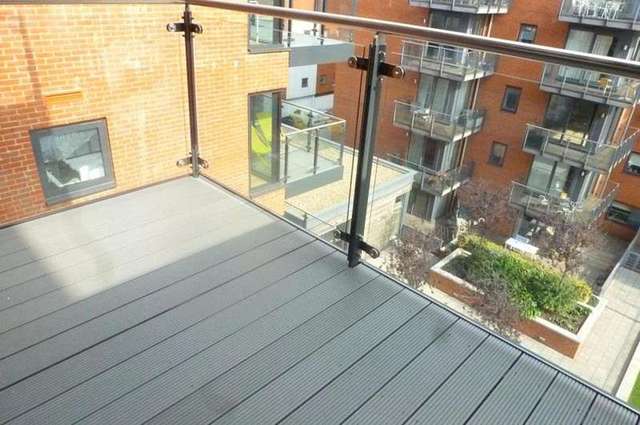  Image of 2 bedroom Flat to rent in Ocean Way Ocean Village Southampton SO14 at Ocean Village Southampton Northam, SO14 3LJ