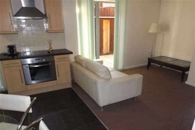  Image of 2 bedroom Flat to rent in Millwright Street Leeds LS2 at Leeds, LS2 7QP