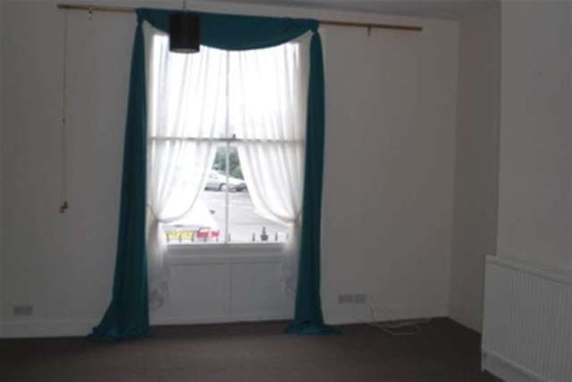  Image of 2 bedroom Flat to rent in Albion Mews Ramsgate CT11 at Ramsgate, CT11 8HH