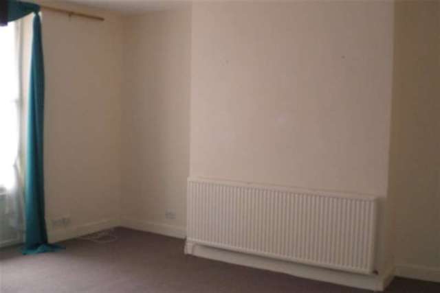  Image of 2 bedroom Flat to rent in Albion Mews Ramsgate CT11 at Ramsgate, CT11 8HH