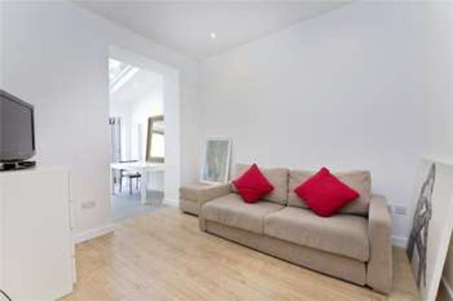  Image of 5 bedroom Terraced house to rent in Albion Road London N16 at Stoke Newington London Newington Green, N16 9PJ