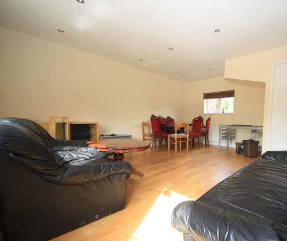  Image of 3 bedroom Detached house to rent in Allendale Close London SE5 at Allendale Close Camberwell London, SE5 8SG