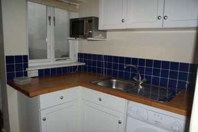  Image of 2 bedroom Detached house to rent in Bow Street Alton GU34 at Bow Street  Alton, GU34 1NY
