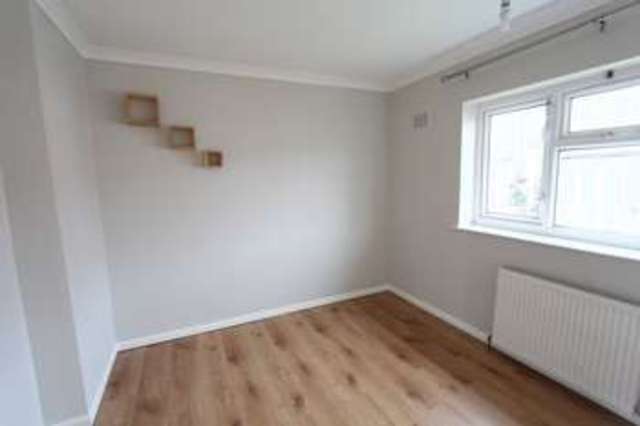  Image of 2 bedroom Terraced house to rent in Amethyst Road Hull HU9 at Amethyst Road  Hull, HU9 4DJ