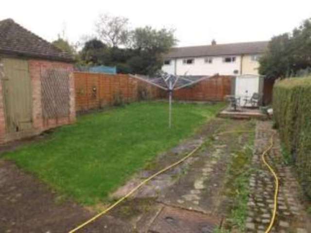  Image of 3 bedroom Semi-Detached house for sale in Annesley Road Newport Pagnell MK16 at Newport Pagnell Buckinghamshire Newport Pagnell, MK16 0BB