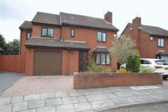  Image of 5 bedroom Detached house for sale in Appletree Close Allerton Liverpool L18 at Appletree Close Allerton Liverpool, L18 9XN