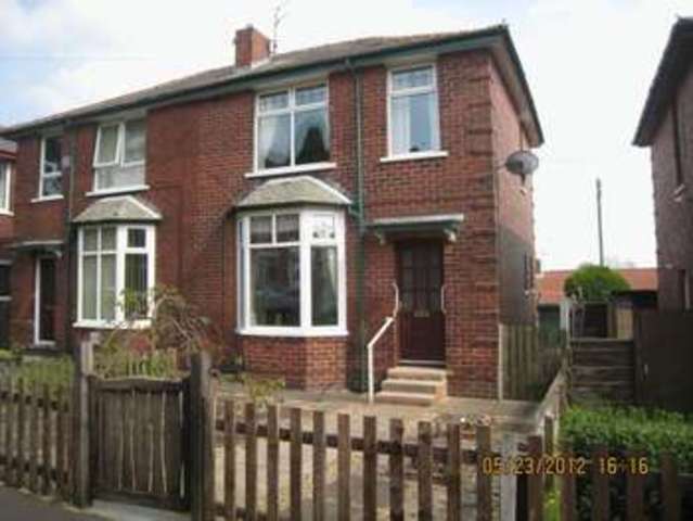  Image of 3 bedroom Semi-Detached house to rent in Bernard Street Rochdale OL12 at Bernard Street Off Whitworth Road Rochdale, OL12 0SJ