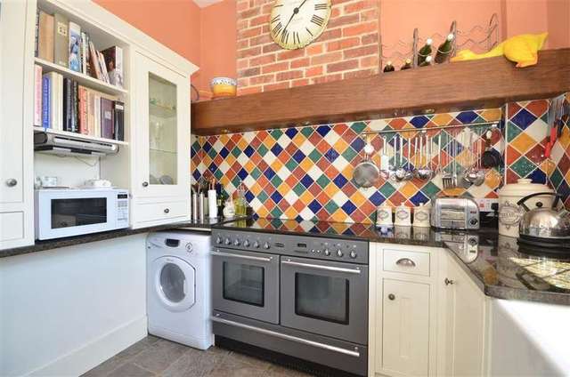  Image of 2 bedroom Detached house for sale in Ardenrun Lingfield RH7 at Lingfield Surrey Lingfield, RH7 6LN
