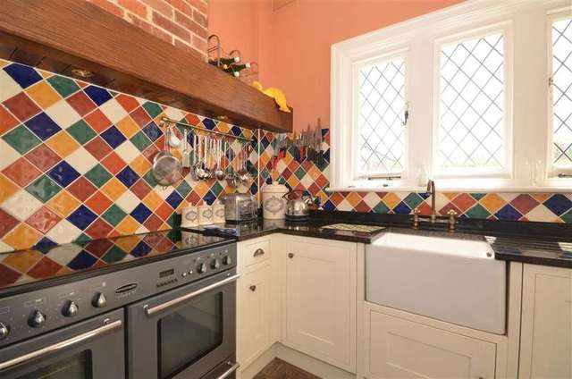  Image of 2 bedroom Detached house for sale in Ardenrun Lingfield RH7 at Lingfield Surrey Lingfield, RH7 6LN