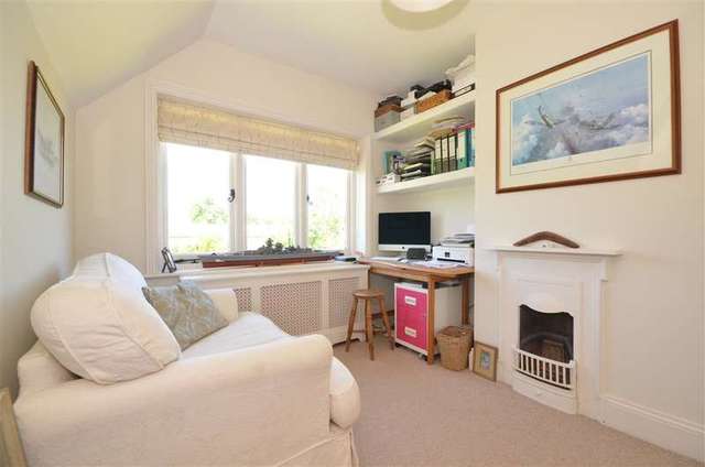  Image of 2 bedroom Detached house for sale in Ardenrun Lingfield RH7 at Lingfield Surrey Lingfield, RH7 6LN