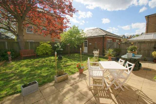  Image of 4 bedroom Detached house to rent in Ardent Avenue Walmer Deal CT14 at Ardent Avenue  Deal, CT14 7UE