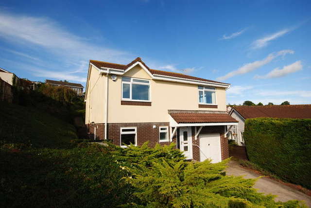 Image of 4 bedroom Detached house for sale in Cavendish Close Dawlish EX7 at Dawlish, EX7 9ED