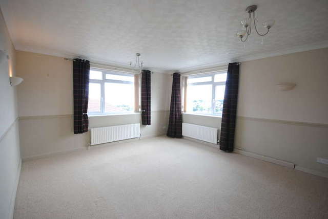  Image of 4 bedroom Detached house for sale in Cavendish Close Dawlish EX7 at Dawlish, EX7 9ED