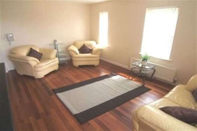  Image of 2 bedroom Flat to rent in Chaloner Green Wakefield WF1 at Wakefield, WF1 4SQ