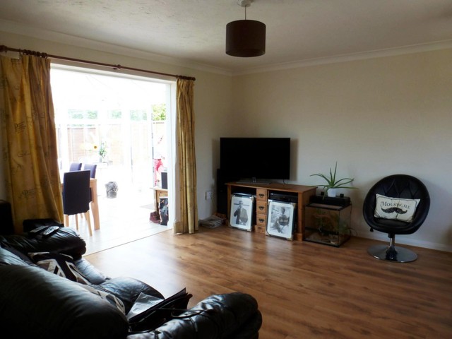  Image of 2 bedroom Detached house to rent in Atherton Close Shalford Guildford GU4 at Shalford  Guildford, GU4 8HZ