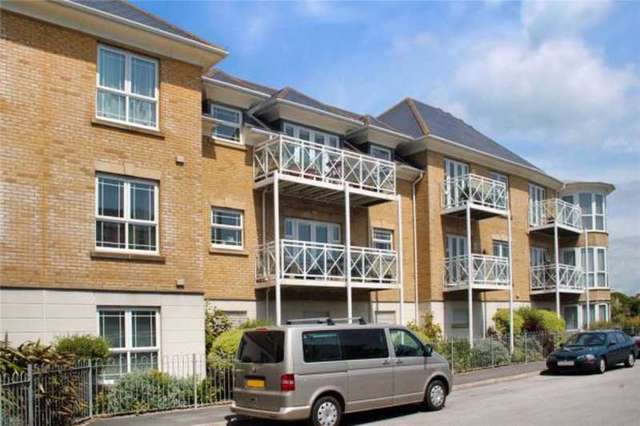  Image of 2 bedroom Apartment for sale in Harsfold Close Rustington Littlehampton BN16 at Harsfold Close Rustington Rustington, BN16 2QL