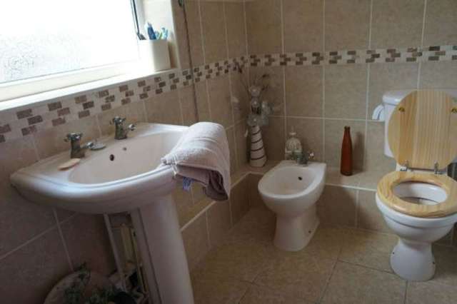  Image of 5 bedroom Detached house for sale in Avon Drive Congleton CW12 at Avon Drive  Congleton, CW12 3RG